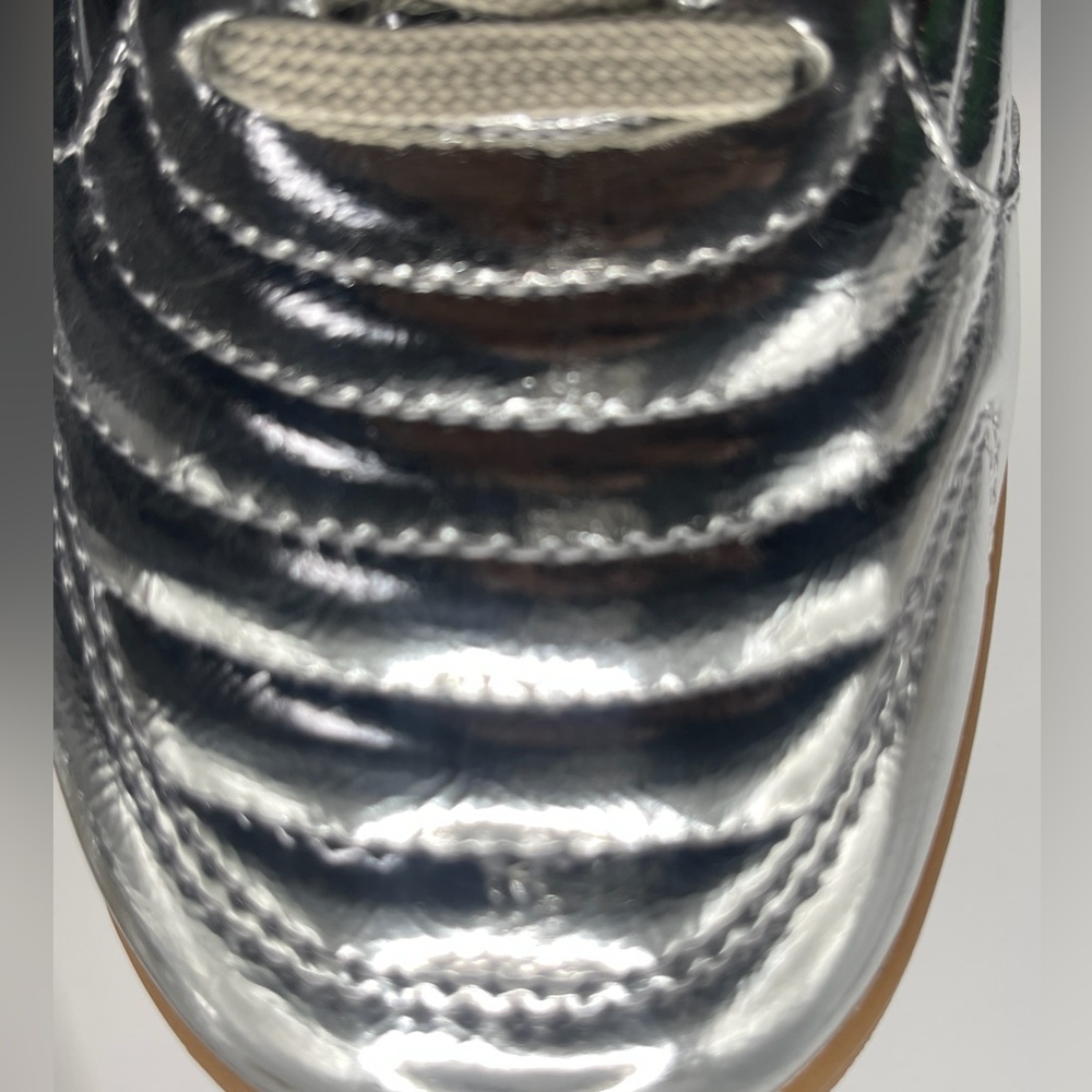 NEW Steve Madden Madrid Silver Sneakers Size 9 - Picture 9 of 13